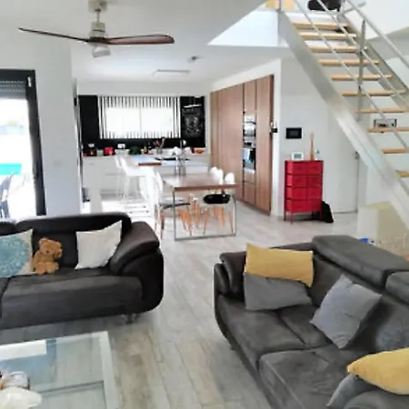 Cote Villa *